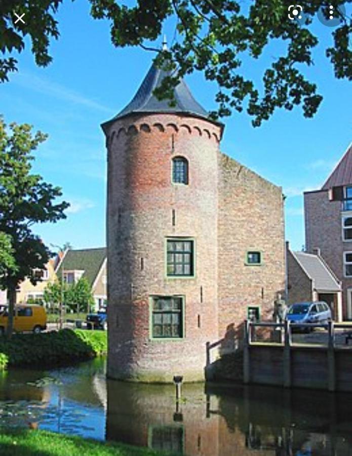 Huisje Britt Met Grote Tuin En Veel Privacy Dirkshorn ภายนอก รูปภาพ